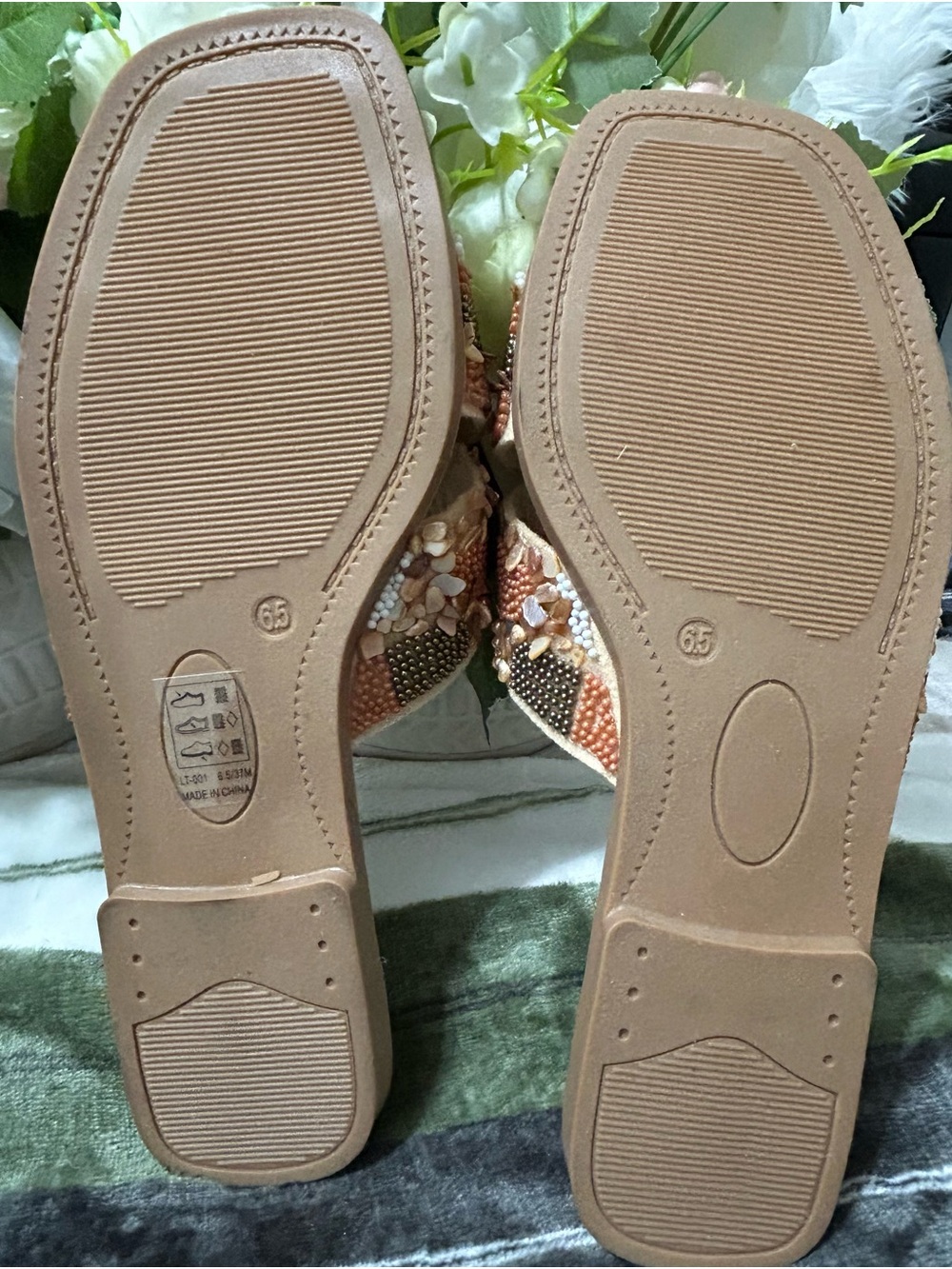 NWOT CL Launday Comfort Cushion Beaded Peach Slide Sandals for Women Size 6.5 - Picture 5 of 5